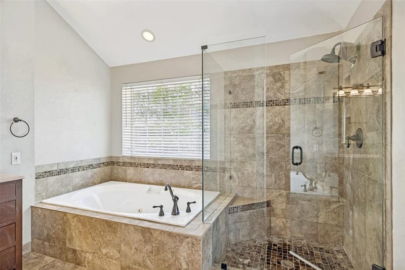 821 Shorewood Drive, Coppell TX 75019 - Photo 13