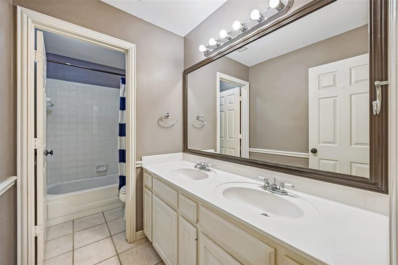 821 Shorewood Drive, Coppell TX 75019 - Photo 18