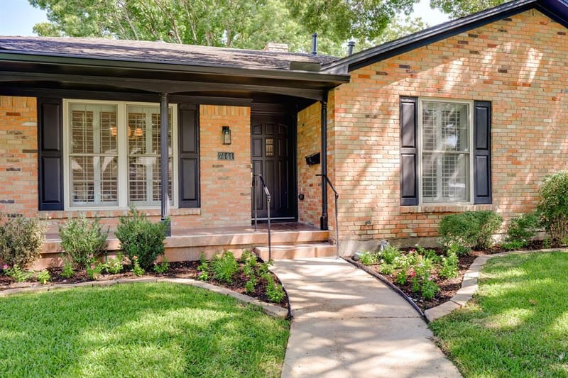 7441 Alto Caro Drive, Dallas TX 75248 - Photo 3