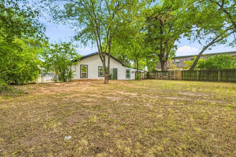 403 N Gaither Street, Glen Rose TX 76043 - Photo 27