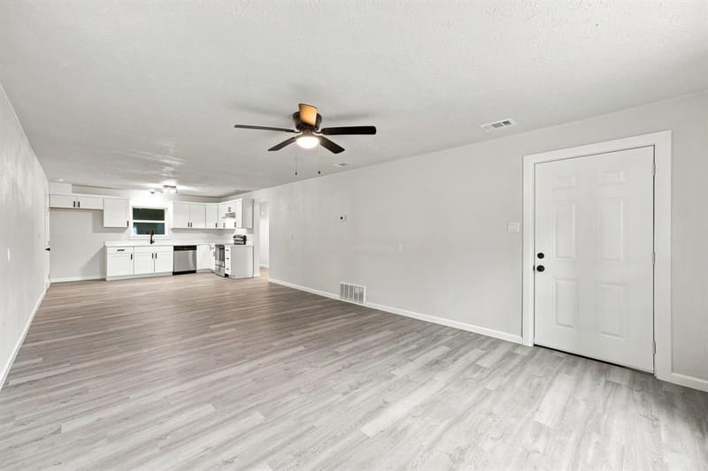 403 N Gaither Street, Glen Rose TX 76043 - Photo 7
