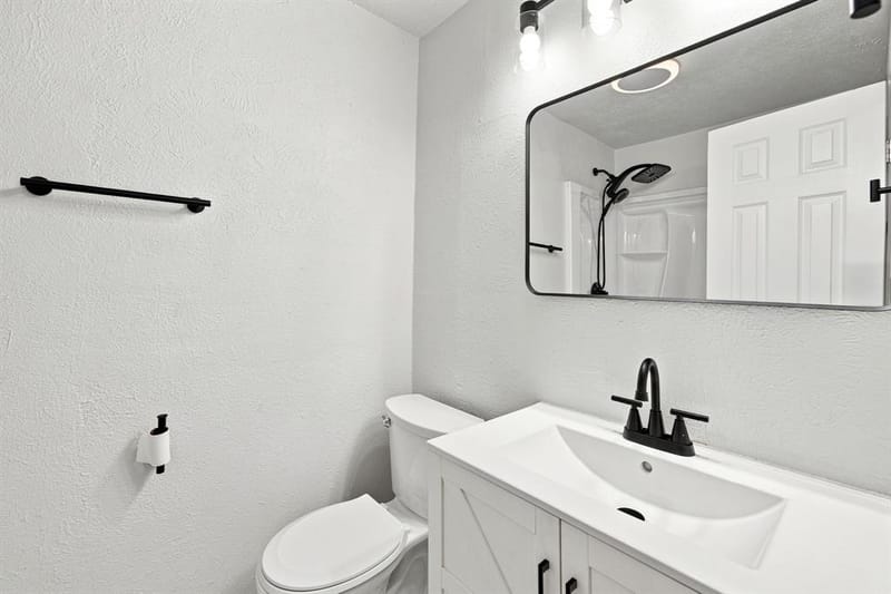 403 N Gaither Street, Glen Rose TX 76043 - Photo 18