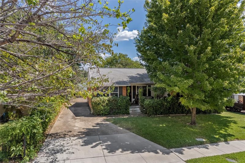 9432 Lenel, Dallas TX 75220