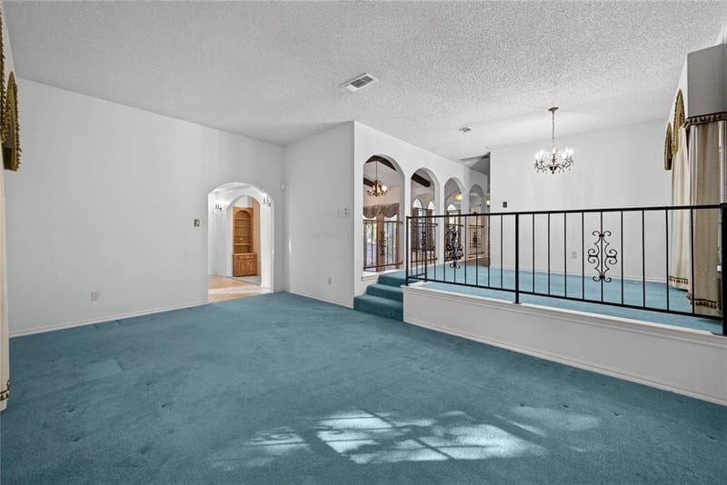 908 Chestnut Drive, Arlington TX 76012 - Photo 17