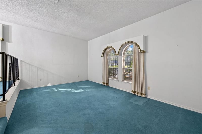 908 Chestnut Drive, Arlington TX 76012 - Photo 16