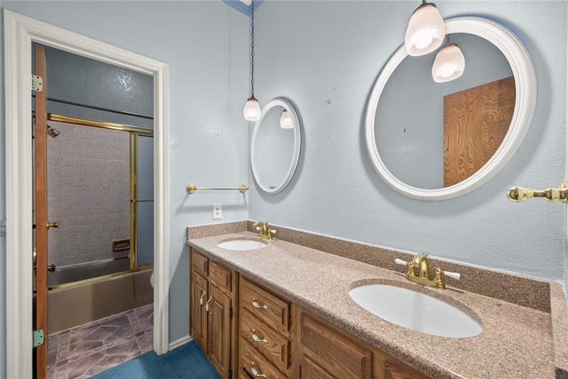 908 Chestnut Drive, Arlington TX 76012 - Photo 28