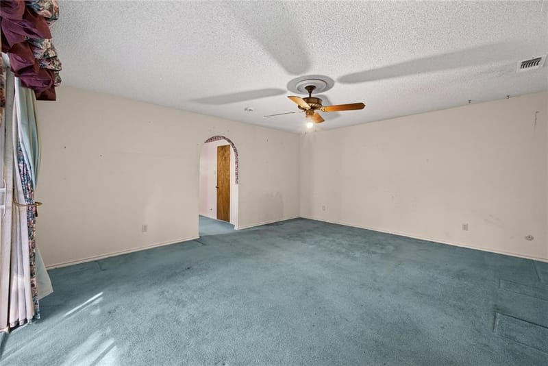 908 Chestnut Drive, Arlington TX 76012 - Photo 20