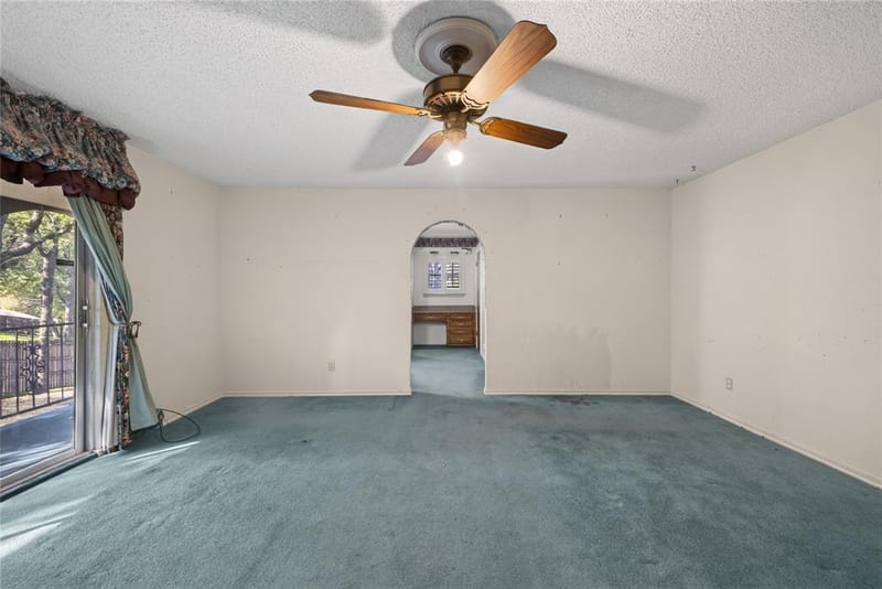 908 Chestnut Drive, Arlington TX 76012 - Photo 19