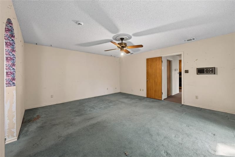 908 Chestnut Drive, Arlington TX 76012 - Photo 25