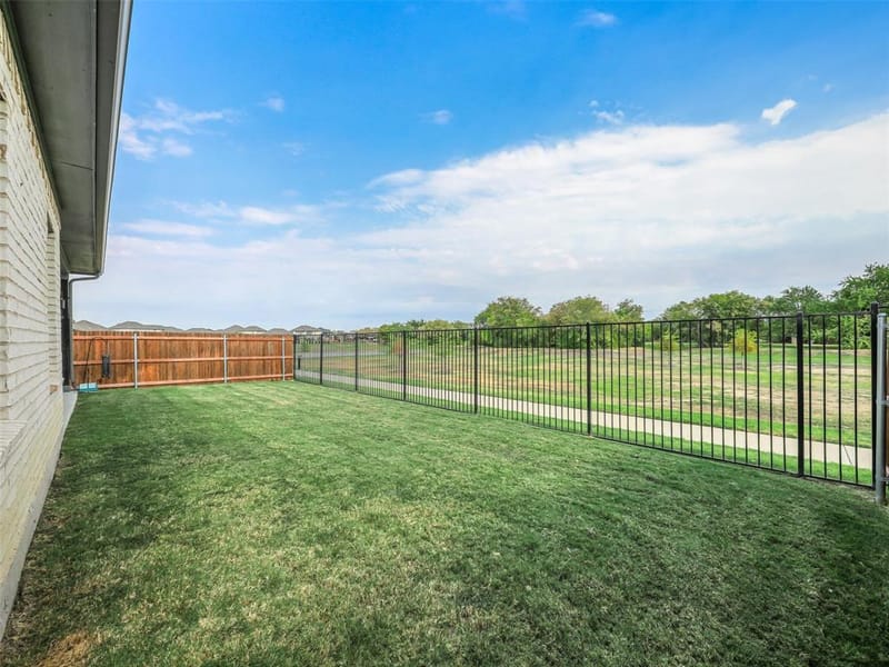 3921 Bluestem Boulevard, Argyle TX 76226 - Photo 33