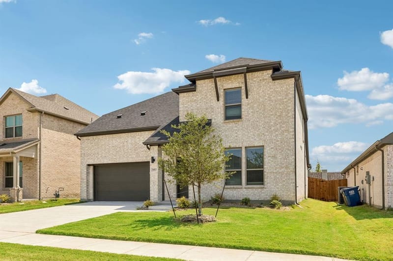 841 Bel Mares Street, Fort Worth TX 76052 - Photo 5
