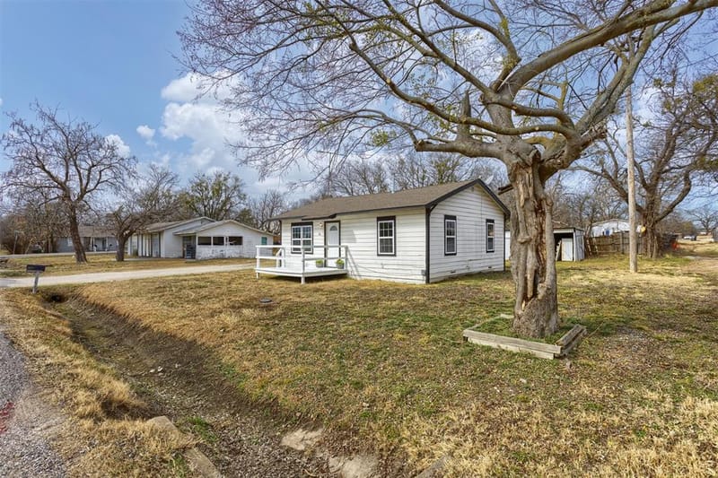 310 Dogwood Avenue, Princeton TX 75407 - Photo 14