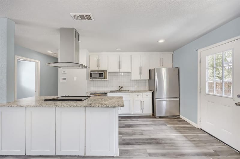 2706 Dewitt Street, Irving TX 75062 - Photo 12