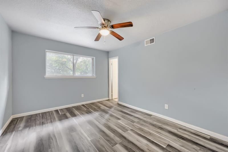 2706 Dewitt Street, Irving TX 75062 - Photo 15