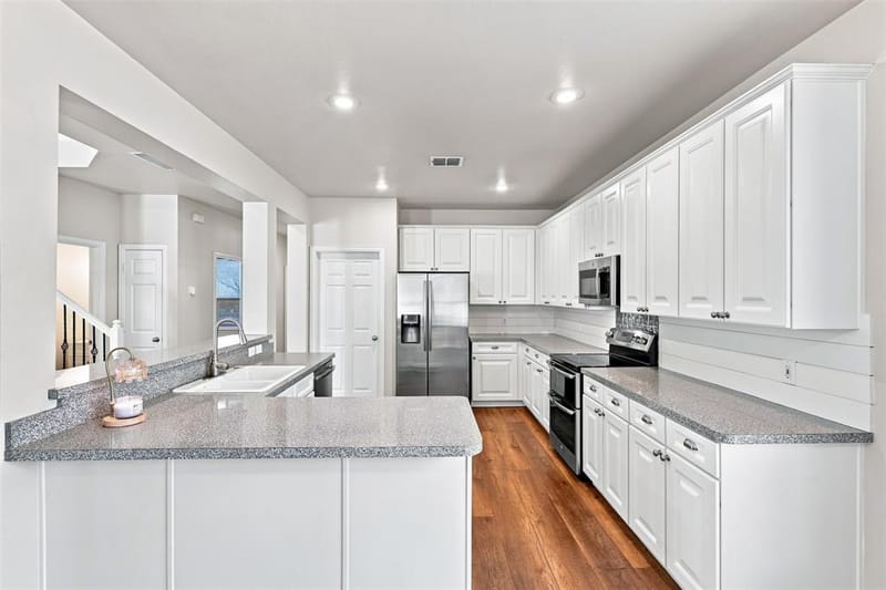 10124 Cedar Lake Drive, Providence Village TX 76227 - Photo 12