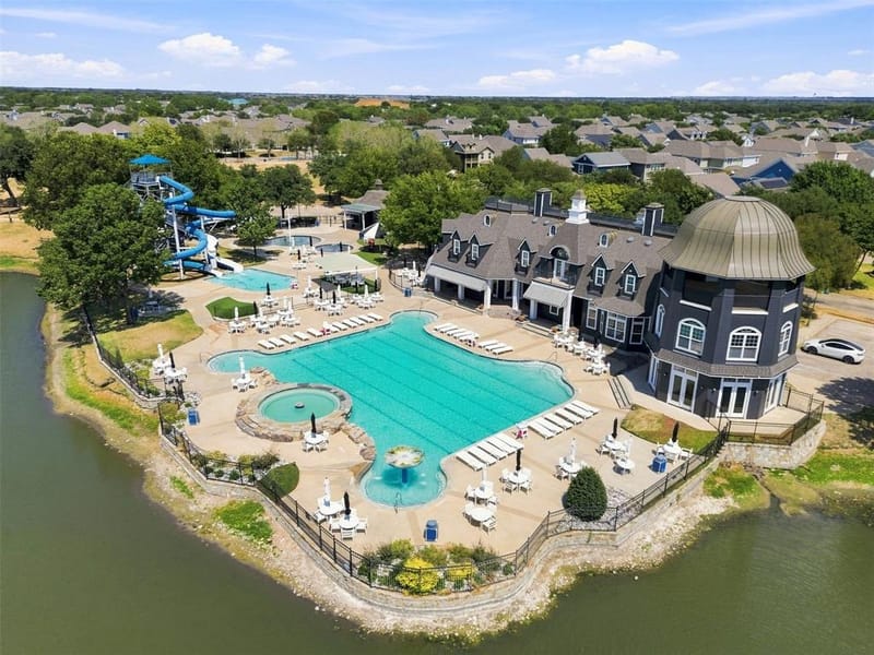 10124 Cedar Lake Drive, Providence Village TX 76227 - Photo 38