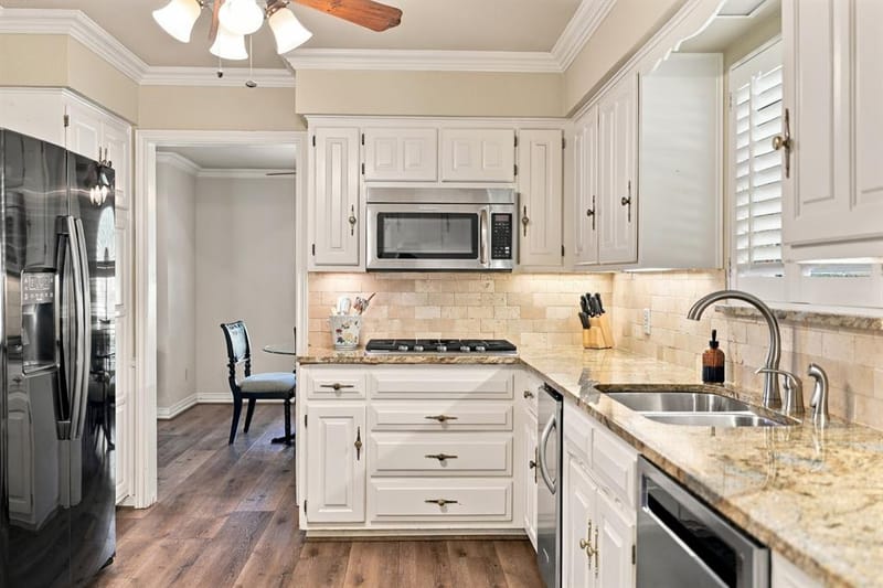 1710 Tennyson Drive, Arlington TX 76013 - Photo 17