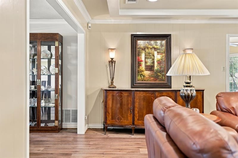 1710 Tennyson Drive, Arlington TX 76013 - Photo 9