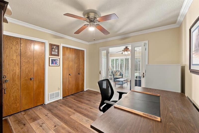 1710 Tennyson Drive, Arlington TX 76013 - Photo 14