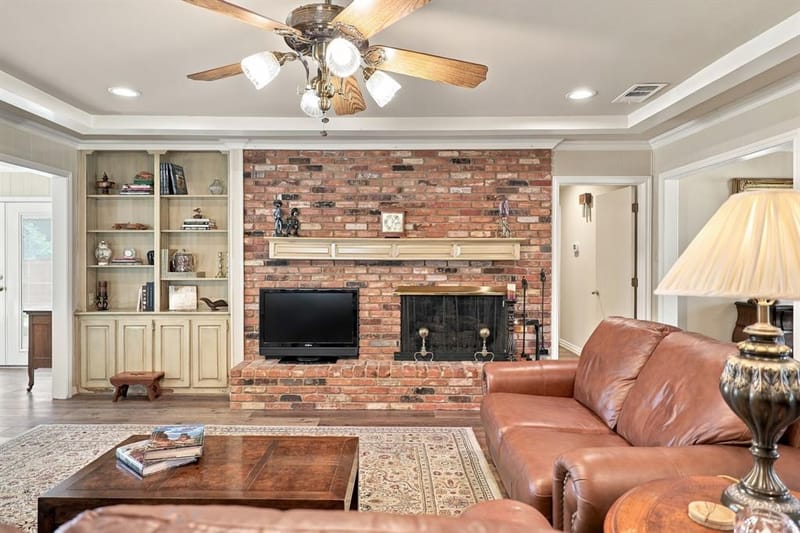 1710 Tennyson Drive, Arlington TX 76013 - Photo 11