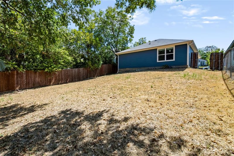 1005 E Harvey Avenue, Fort Worth TX 76104 - Photo 29