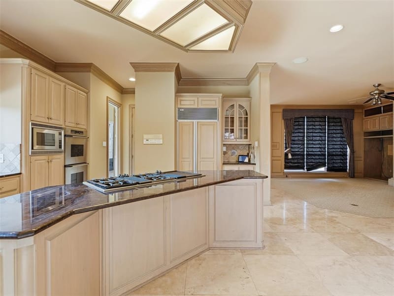 1700 Dowling Drive, Irving TX 75038 - Photo 13