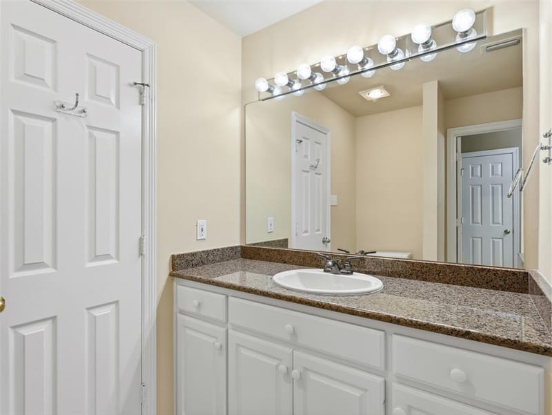 1700 Dowling Drive, Irving TX 75038 - Photo 32