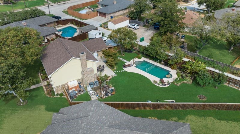 2305 Mccoy Court, Carrollton TX 75006 - Photo 5