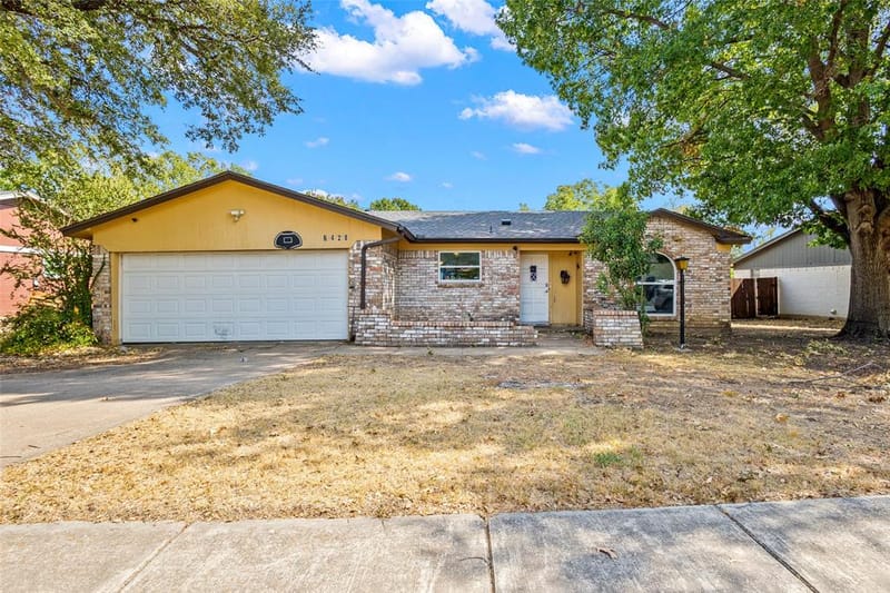 6428 N Stardust Drive, Watauga TX 76148