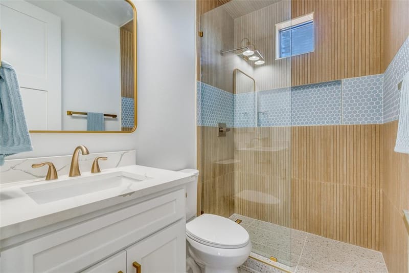 708 W 10th Street # 104, Dallas TX 75208 - Photo 32