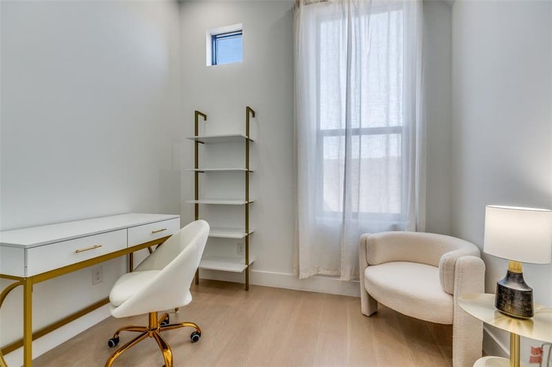 708 W 10th Street # 104, Dallas TX 75208 - Photo 31