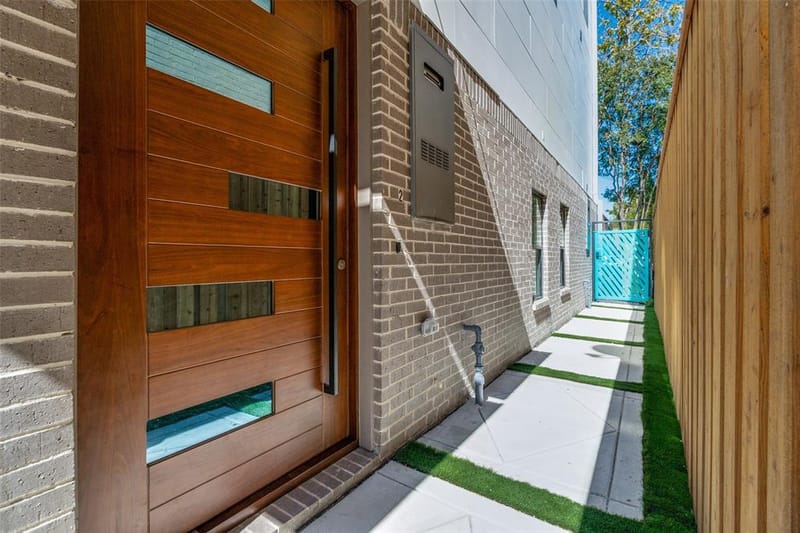 708 W 10th Street # 104, Dallas TX 75208 - Photo 21