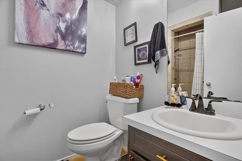 209 S Scott Street, Burleson TX 76028 - Photo 15