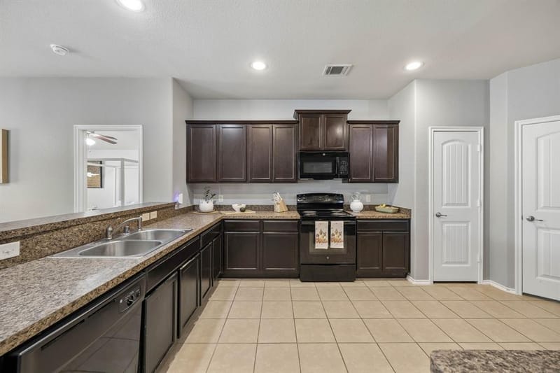 817 Post Oak Trail, Anna TX 75409 - Photo 11