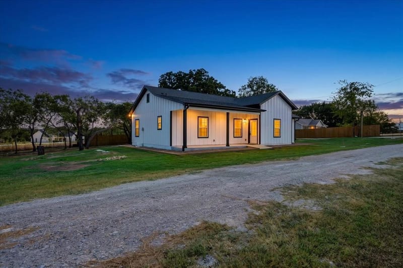 750 Jay Bird Lane, Reno TX 76082