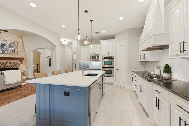 10757 Southbury Lane, Frisco TX 75033 - Photo 13