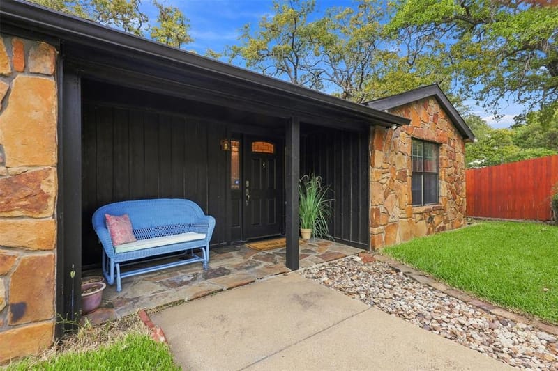284 Shoreline Drive N, Azle TX 76020 - Photo 35