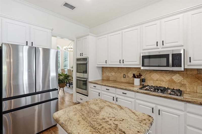 402 Southridge Lakes Parkway, Southlake TX 76092 - Photo 13