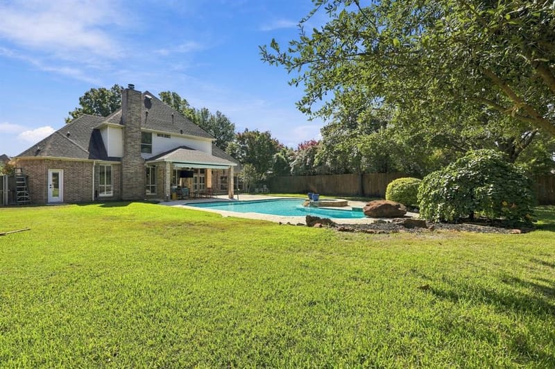402 Southridge Lakes Parkway, Southlake TX 76092 - Photo 32