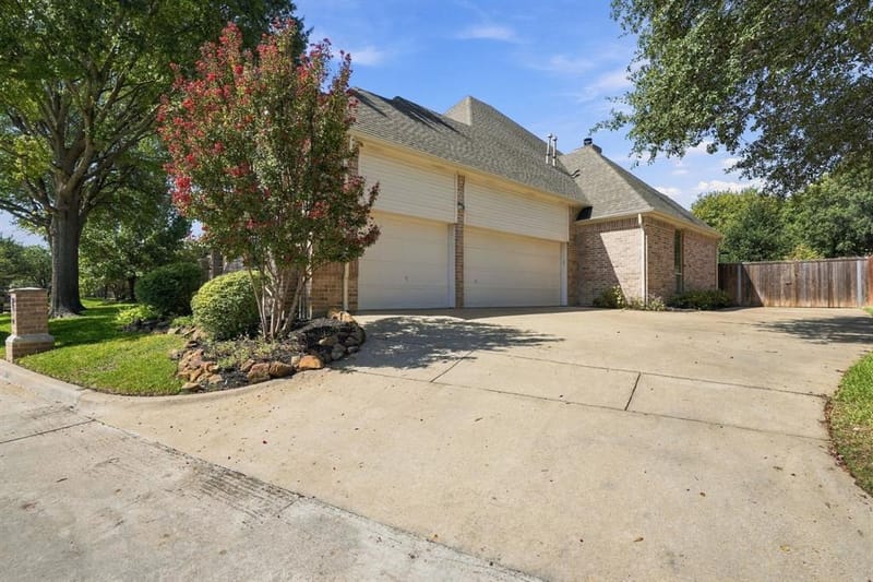 402 Southridge Lakes Parkway, Southlake TX 76092 - Photo 37