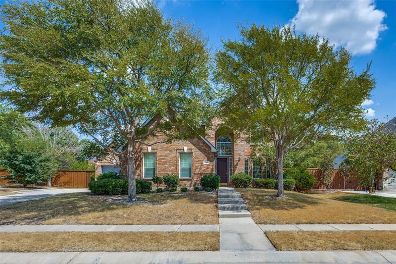 840 Clearlake Drive, Prosper TX 75078 - Photo 2