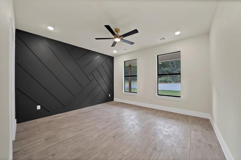 2925 River Ridge Court, Granbury TX 76048 - Photo 16