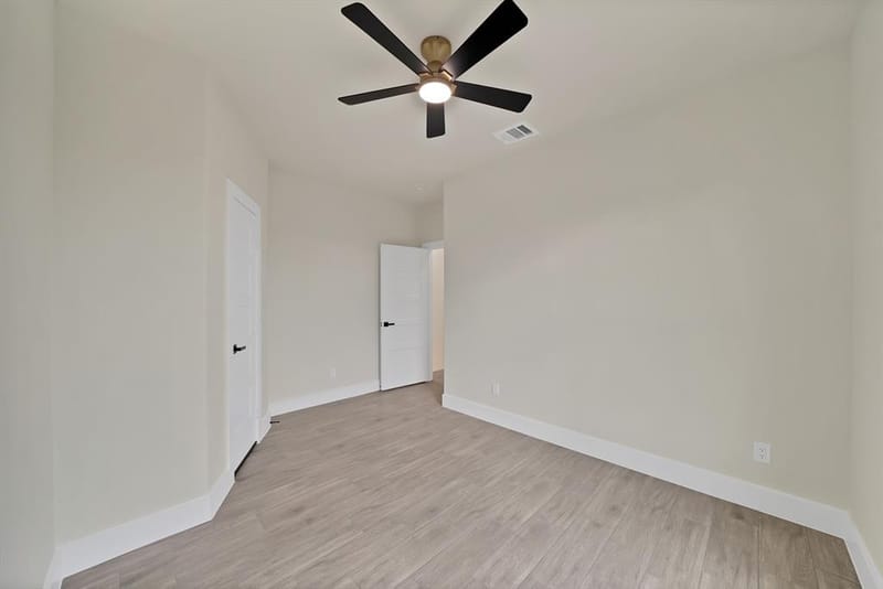 2925 River Ridge Court, Granbury TX 76048 - Photo 22