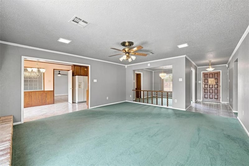 101 W Avenue G, Valley Mills TX 76689 - Photo 9