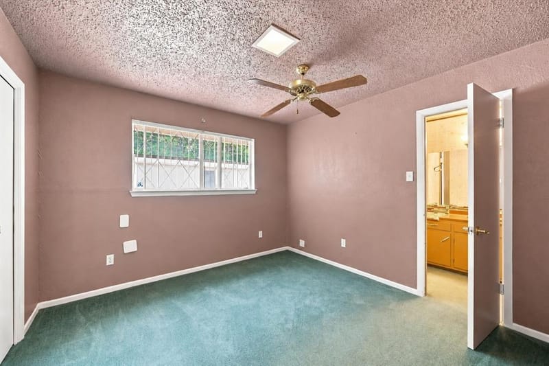 101 W Avenue G, Valley Mills TX 76689 - Photo 10