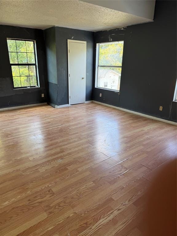 233 W Hammond Street, Lancaster TX 75146 - Photo 8