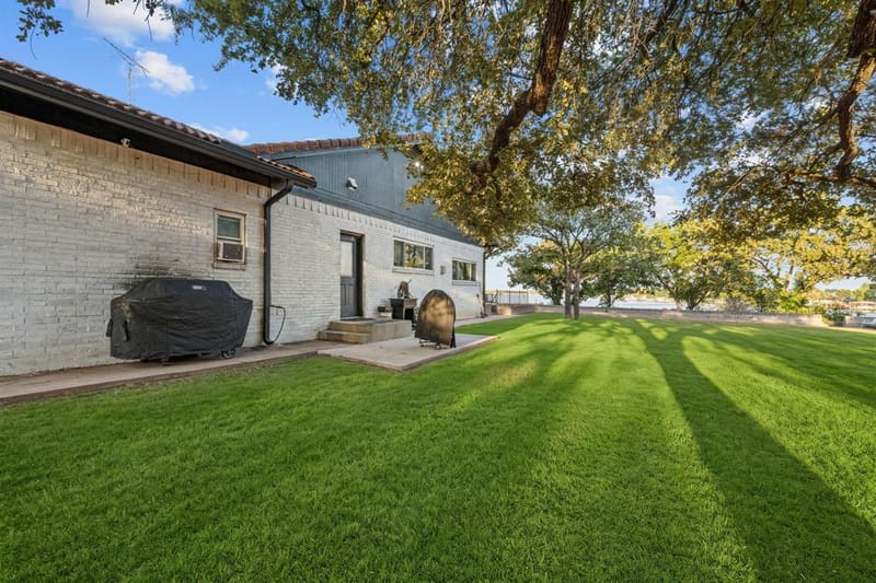 400 W Atchley Drive, Granbury TX 76048 - Photo 28