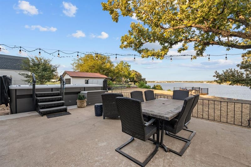 400 W Atchley Drive, Granbury TX 76048 - Photo 19