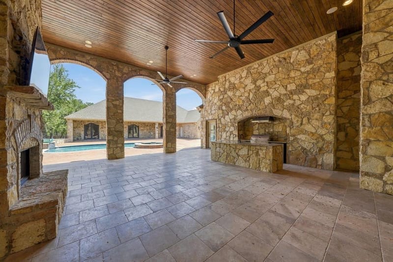 8460 Spicewood Springs Road, Waco TX 76633 - Photo 22