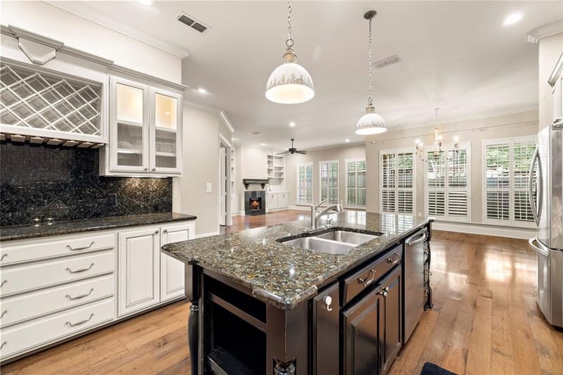 789 Fairmont Drive, Tyler TX 75701 - Photo 3
